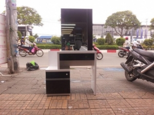 Bàn trang điểm trắng đen hiện đại BK-25