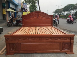 Giường ngủ gỗ xoan đào giá rẻ BK01