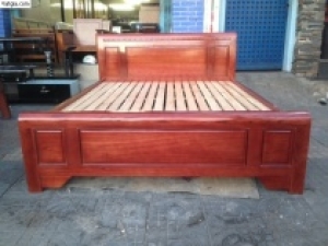 Giường gỗ tự nhiên BK34